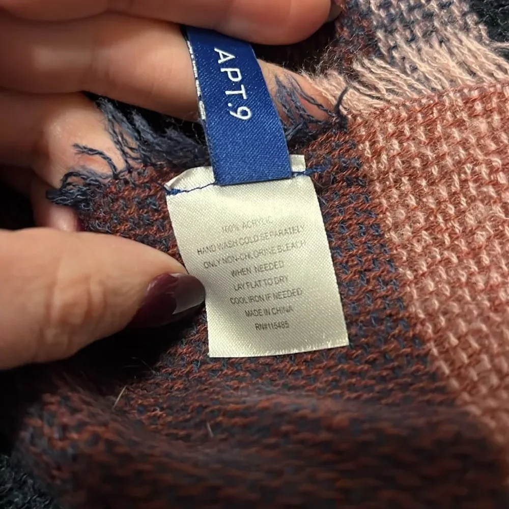 Apt 9 Plaid Scarf